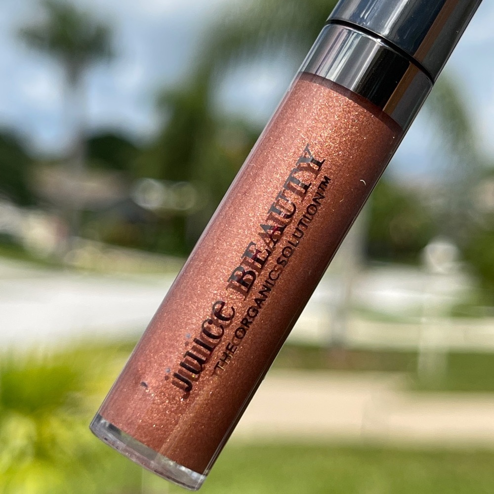 JUICY BEAUTY Phyto-Pigments Jelly Eyeshadow in “03 Prosecco” Rose Gold